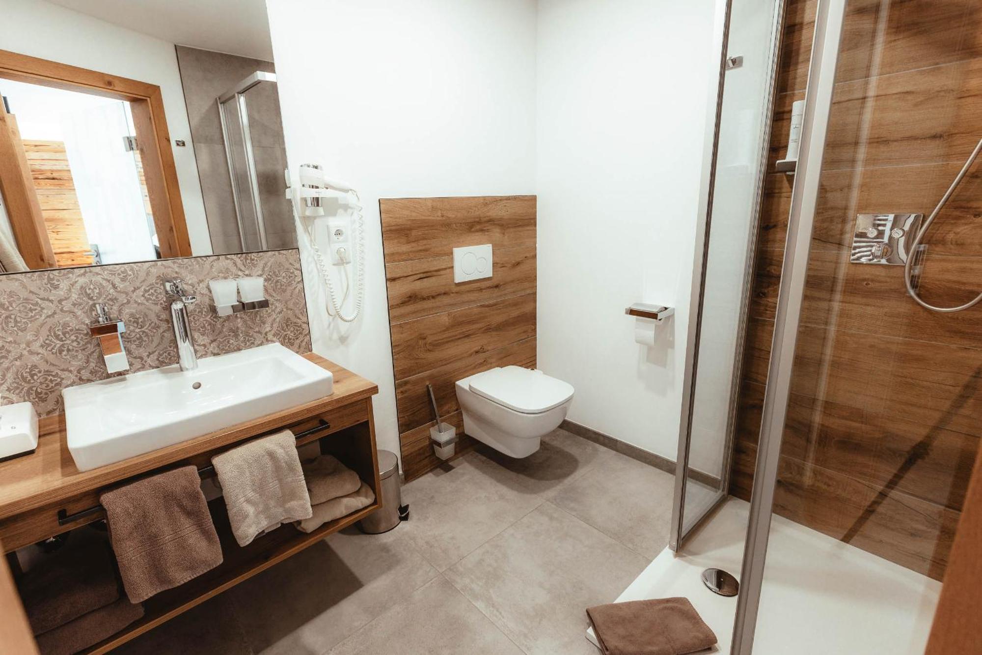 Hotel Gasthof Walcher ดอร์ฟกาชไตน์ ภายนอก รูปภาพ